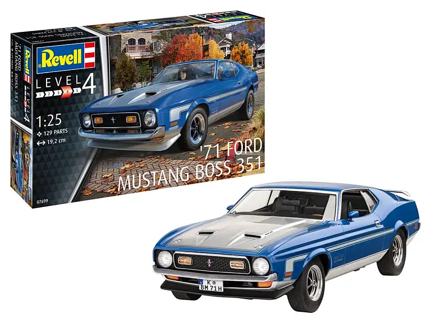 1971 Mustang Boss 351 Car (Includes paint & glue) 1/25 Revell Germany
